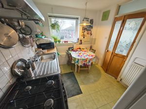 Photo 5- click for photo gallery